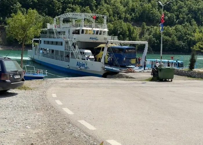 Besi 招待所
